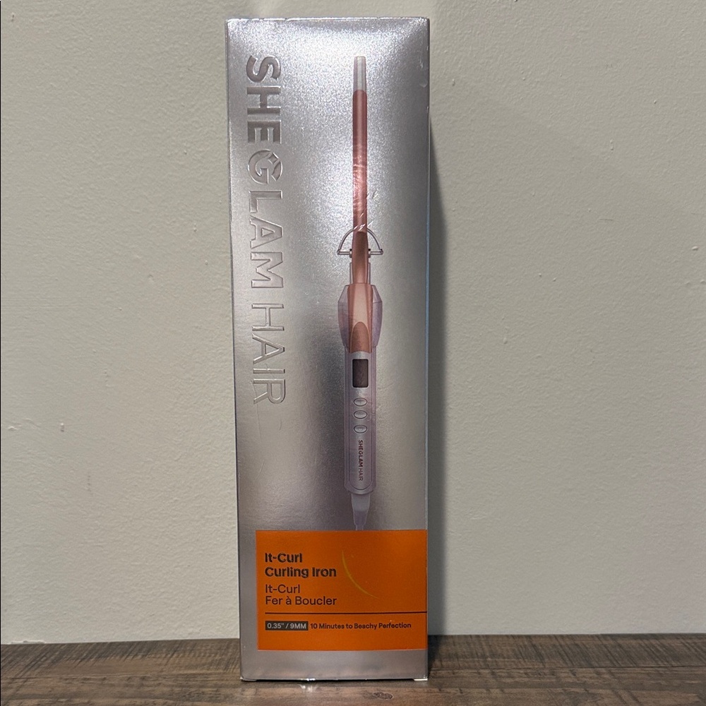 glam Hair It-Curl Curling Iron - Silver and Orange
Brand New Never Opened